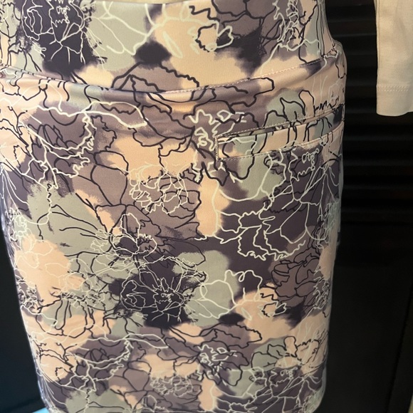 Pebble Beach Skort - Picture 15 of 15